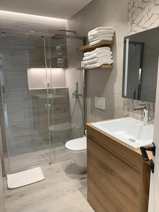 Zigon Bed & Breakfast Логатец Экстерьер фото