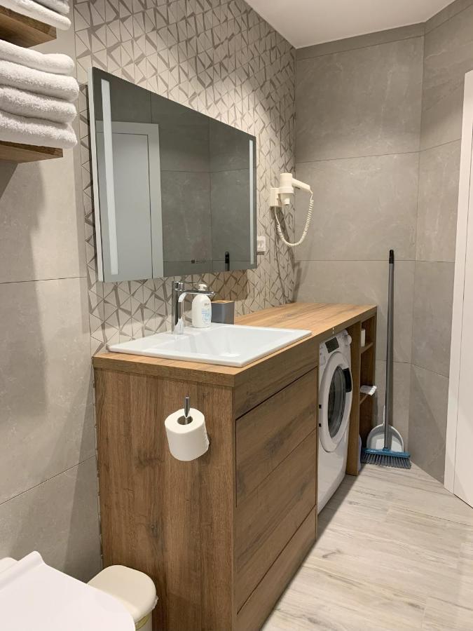 Zigon Bed & Breakfast Логатец Экстерьер фото